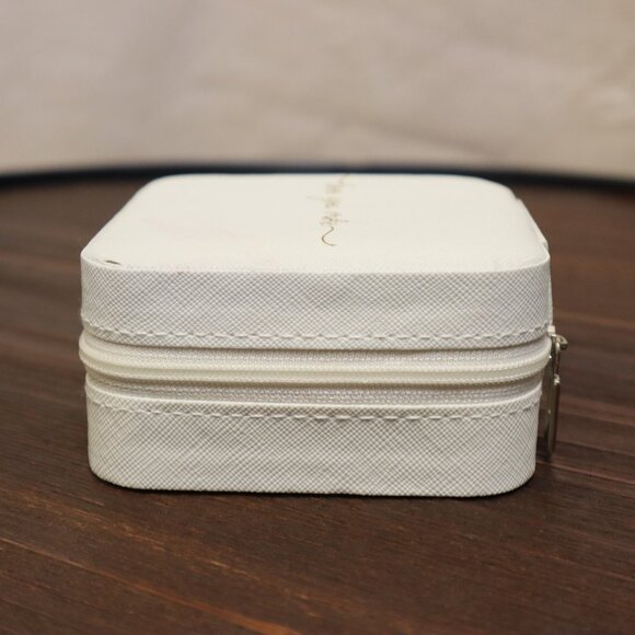 Small White Travel Jewelry Case With Mirror & "Love You More" Text - Picture 6 of 11